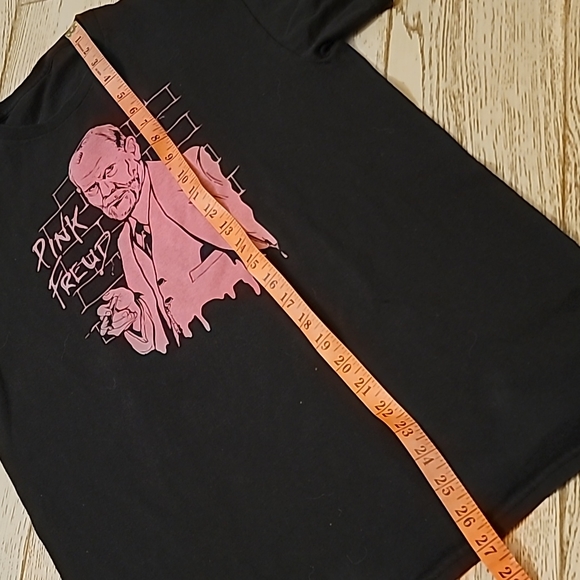 🩷Pink Freud Funny Pink Floyd The Wall satire tshirt mens S/M - Picture 6 of 6